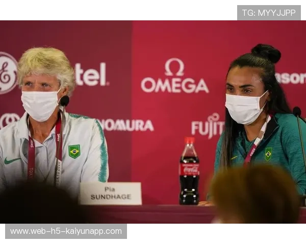 《每日镜报》：巴西女足在奥运会小组赛中表现出色，奥运会女足巴西队